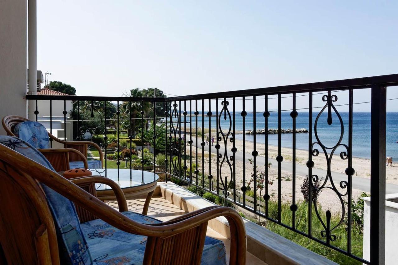 Lemon Beach Front Apartment, Nikiti المظهر الخارجي الصورة
