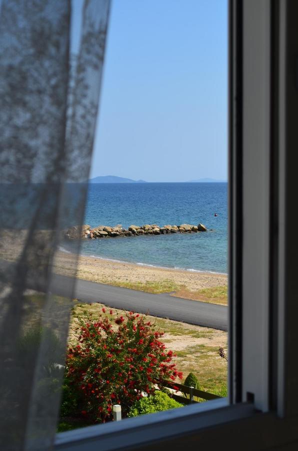 Lemon Beach Front Apartment, Nikiti المظهر الخارجي الصورة